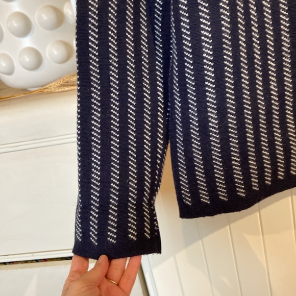 ♥️ HOST PICK ♥️ DEVERNOUS PARIS wool blend navy ladyjacket M - Picture 6 of 14